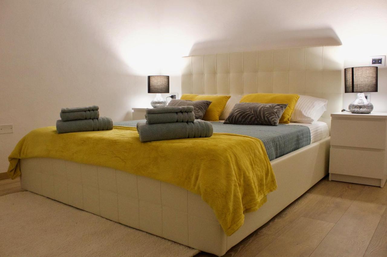 Nel Cuore Del Centro Storico Con Comfort E Stile Leilighet Iglesias Eksteriør bilde