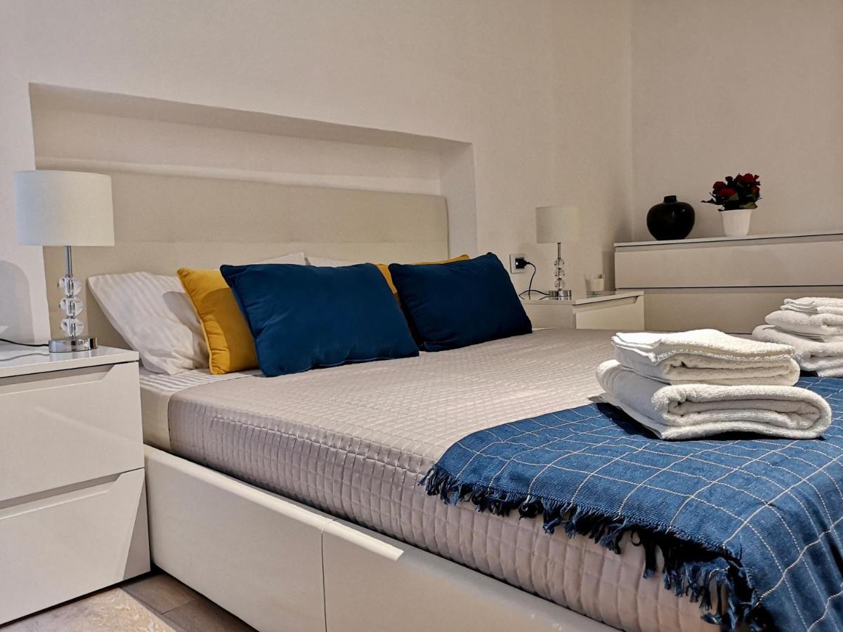 Nel Cuore Del Centro Storico Con Comfort E Stile Leilighet Iglesias Eksteriør bilde